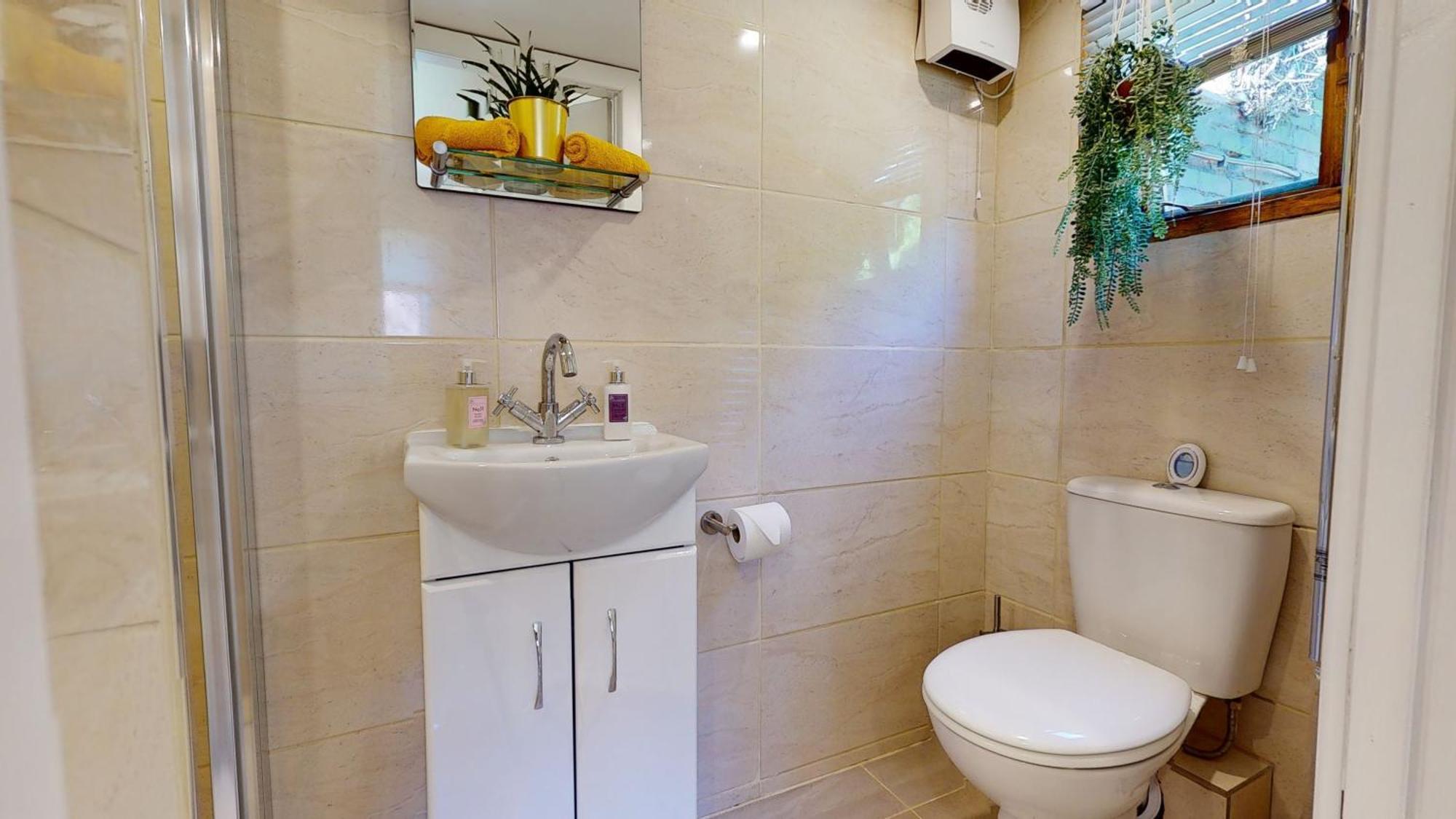 Cosy 1 Bed Garden Lodge Close To Nottingham City Centre - Free Parking & Wifi Экстерьер фото